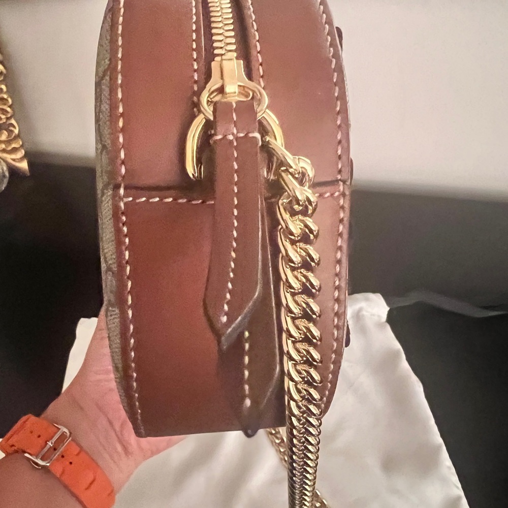 Gucci Beige and Brown Crossbody Bag with Floral Embroidery - Picture 15 of 16